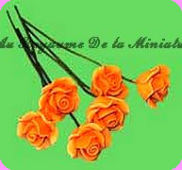 FLEURS COUPEES - ROSE miniature,
Coloris ORANGE -VENDUE à l' UNITé